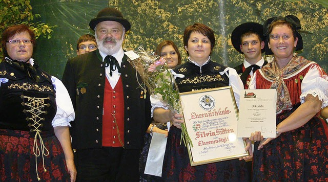 Vereint im Verein: die erste Vorsitzen...ter und Marianne Wassmer (von links).   | Foto: karl-heinz rmmele