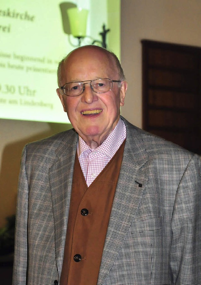 Herbert Burkhard, ein profunder Kenner...ntwicklung der Gemeinde St. Johannes.   | Foto: Hans Meidhof