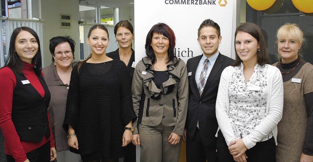 Das Weiler  Commerzbankteam  (von link...hristina Wittmann, Carola Kauschinger   | Foto: Sedlak