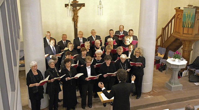 Bot en einen bewegenden Konzertabend: ...des evangelischen Singkreises Hausen.   | Foto: Anja Bertsch