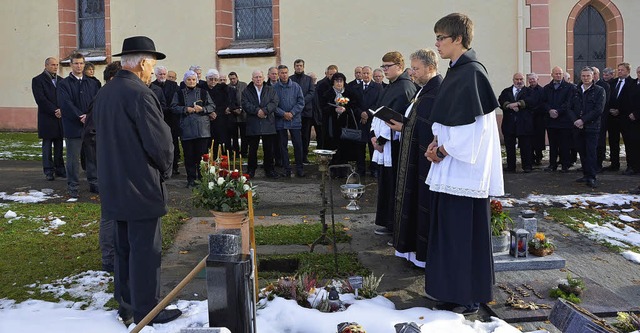 Eine groe Trauergemeinde nahm am Mitt...im Alter von 79 Jahren gestorben ist.   | Foto: Juliane Khnemund