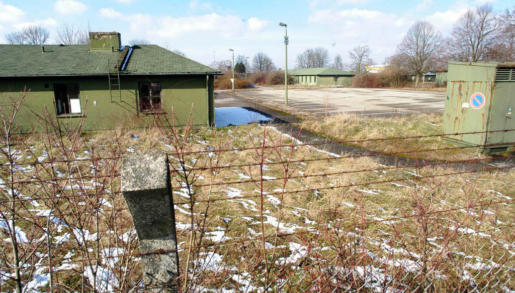 Ehemalige Sergeants Mess südlich der Rheinstraße Ehemalige Sergeants Mess südlich der Rheinstraße
