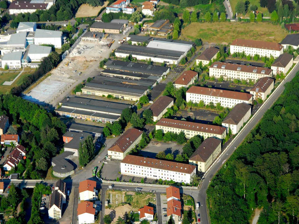 Vor der Sanierung: Kasernenareal in der Oststadt. Vor der Sanierung: Kasernenareal in der Oststadt.