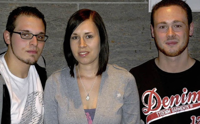 Das Trio, das den Juso-Kreisvorstand r...uisa Boos und Fabian Rink (von links).  | Foto: Privat