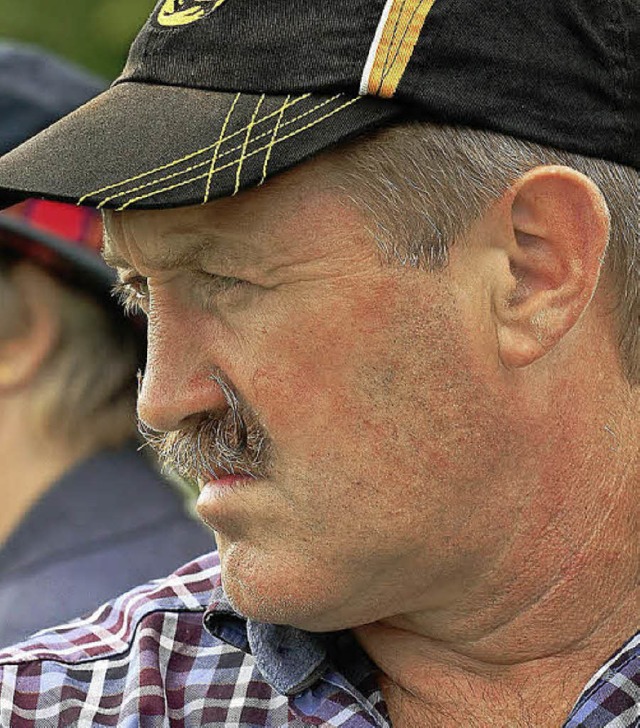 Der neue Fahrsport-Bundestrainer Wolfgang Lohrer schaut genau hin.   | Foto: P. Kees