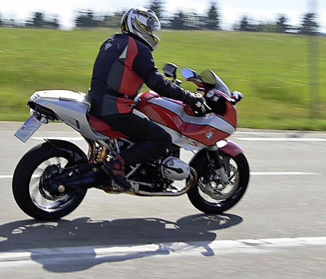 Motorradfahrer im Hochschwarzwald   | Foto: Kathrin Blum