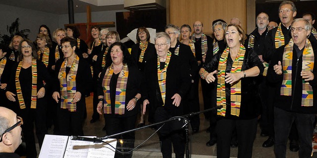 Swinging Spirit brachte besondere Klnge in den Gottesdienst.   | Foto: wolfgang knstle