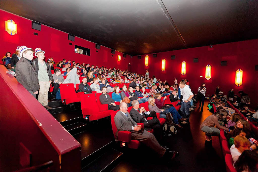 Stars, Stripes und 500 Besucher: Die Election Night im Freiburger Cinemaxx