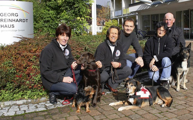 Das Team der Besuchshundegruppe in Schopfheim   | Foto: DRK