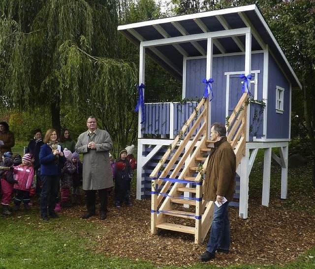 Das neues Spielhaus bietet den Kindern viele Mglichkeiten.  | Foto: Privat