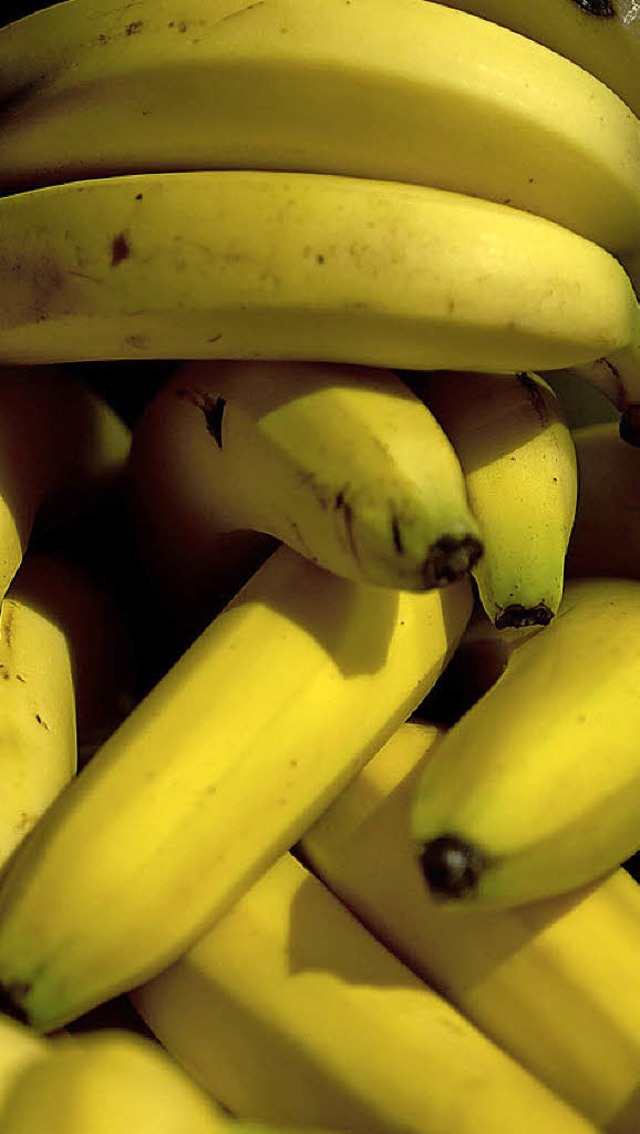 Ob die Banane im Supermarkt nun billiger wird, ist unklar.   | Foto: dpa
