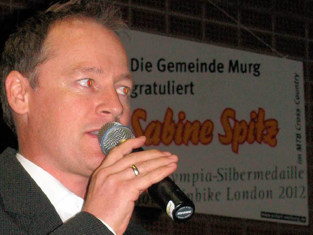 Ein buntes Programm wurde beim Festabend zu Ehren von Sabine Spitz geboten.