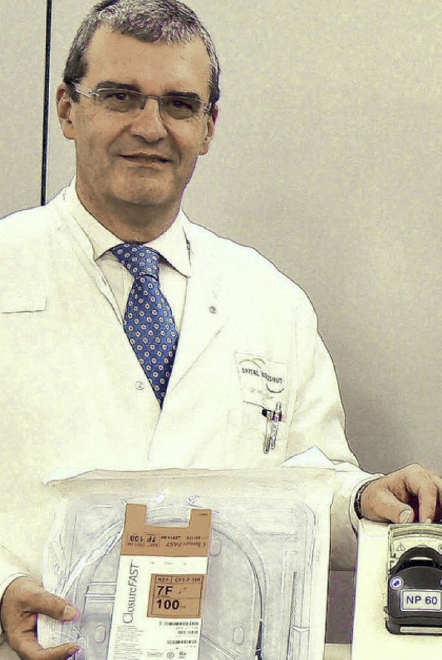 Chefarzt Johannes Zeller ist der Spezi...rationsmethode in der Venenchirurgie.   | Foto: Martin