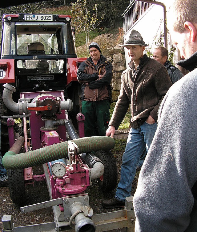 Lenzkircher Landwirte auf Gllepumpefortbildung  | Foto: Klaus Kre