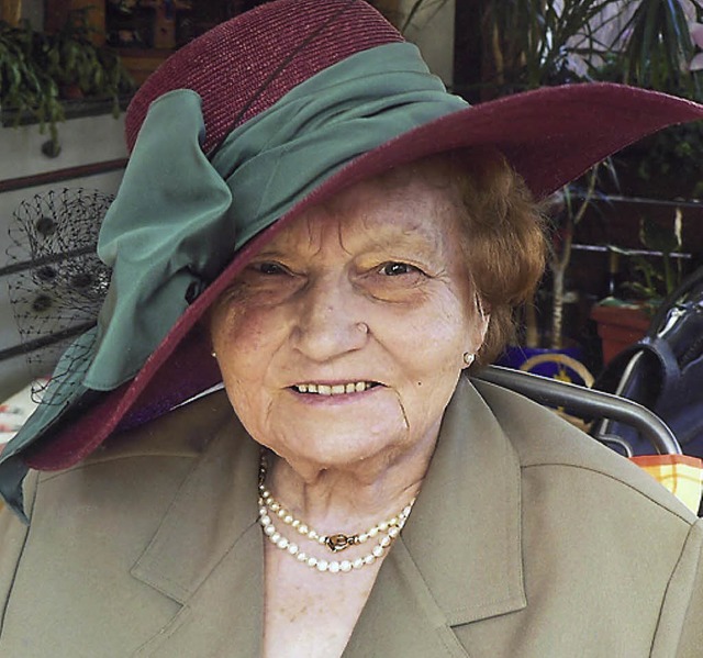 Priska Dgele wird heute 90 Jahre alt.   | Foto: privat