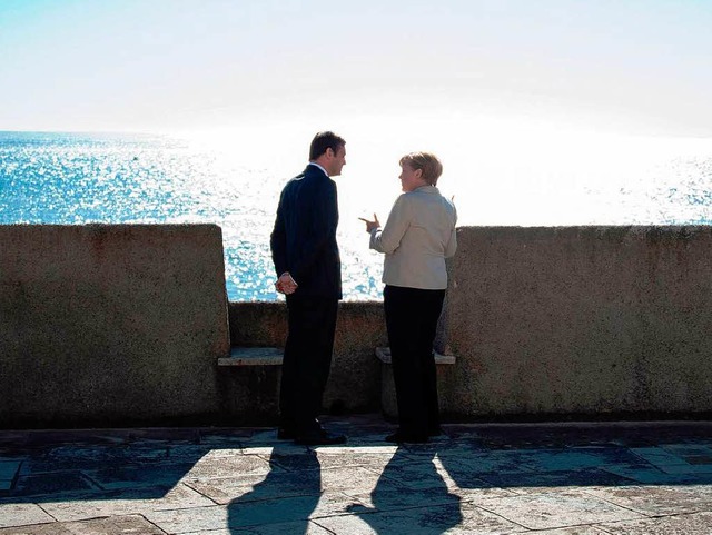 Schne Aussichten: Portugals Premier P... Coelho und  Angela Merkel in Lissabon  | Foto: dapd