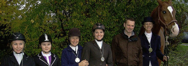 Katrin Lukas, Celina Horb, Karin Siebo...ingen Vorsitzenden Thomas Westermann.   | Foto: WENDT