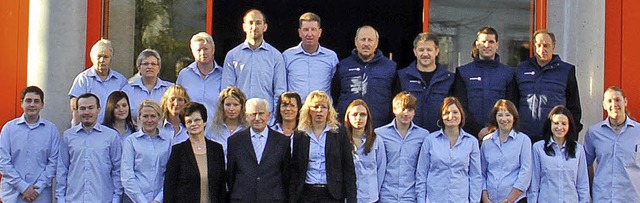 Das Team von Expert Villringer; stolz ...die neue TV- und Soundsystemabteilung.  | Foto: Expert Villringer / Silke Hartenstein
