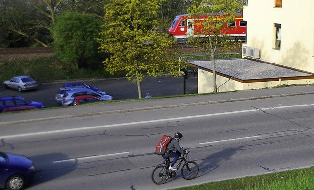 stlich der Firma Osypka (rechts im Bi...ings nicht alle Vorarbeiten erledigt.   | Foto: Ralf Staub