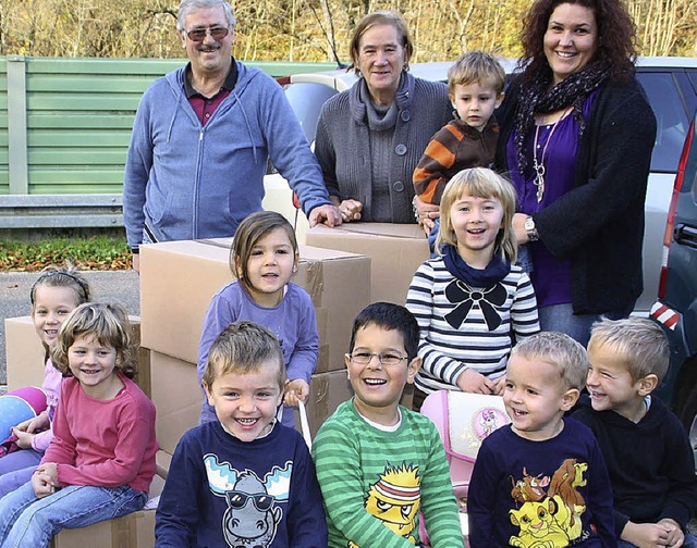 Marion Steinebrunner (rechts) und die ...n zu denen, die sie dringend brauchen.  | Foto: Jrn Kerckhoff