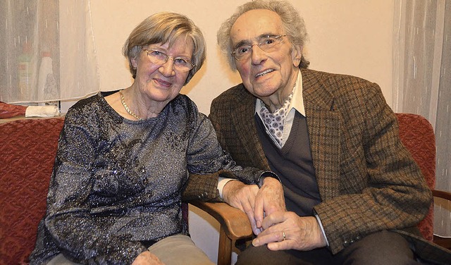 Gisela und Walther Klln blicken heute auf die vergangenen 60 Ehejahre zurck.  | Foto: Theresia Lutz