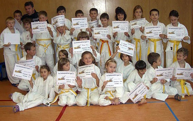 Stolz prsentierten sich die Judoka des TV Haltingen.   | Foto: Privat