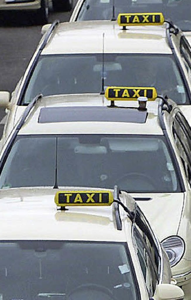 Taxifahrer werden immer wieder Opfer von berfllen.   | Foto: dpa