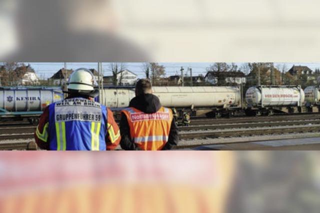 Gasalarm im Bahnhof – undichter Kesselwagen legt Zugverkehr lahm