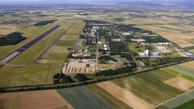 Der Gewerbepark Breisgau aus der Vogel...t ein ffentlich-rechtlicher Vertrag.   | Foto: Gewerbepark Breisgau