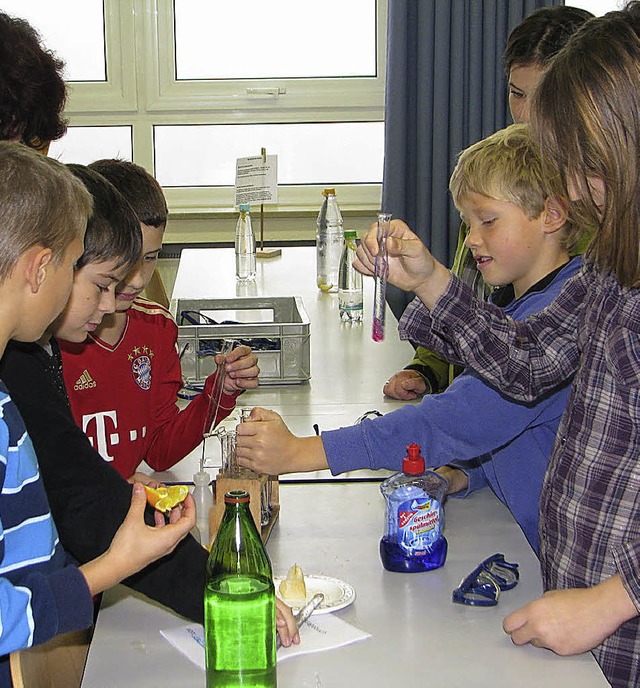 Als echte Forscher konnten sich die St... der Haupt- und Werkrealschule fhlen.  | Foto: Peter Palmer