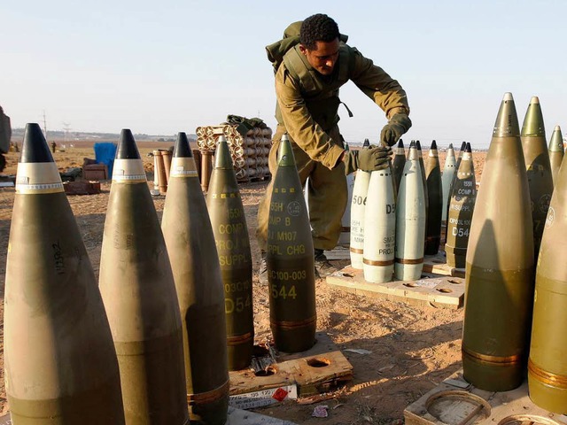 Nein, eingepackt werden diese Artiller...egt offenbar im Bereich des Mglichen.  | Foto: AFP