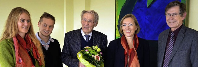 Freuen sich ber die Spende:  Daniela ...h und Hans-Joachim Zobel (von links).   | Foto: Knut Klein