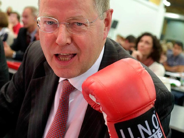 Kanzlerkandidat Peer Steinbrck gibt sich kmpferisch.   | Foto: dpa