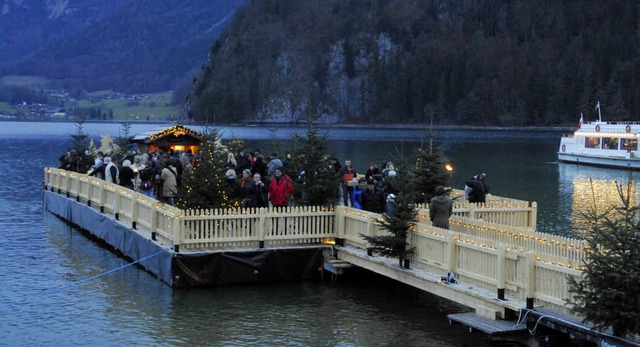 Stimmungsvoll: Advent im und am sterreichischen Wolfgangsee  | Foto: Kornelia Stinn