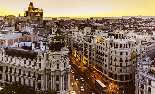 Eindrucksvolle Architektur: Blick von ...ae der spanischen Hauptstadt Madrid.   | Foto: Fotolia.com/kasto