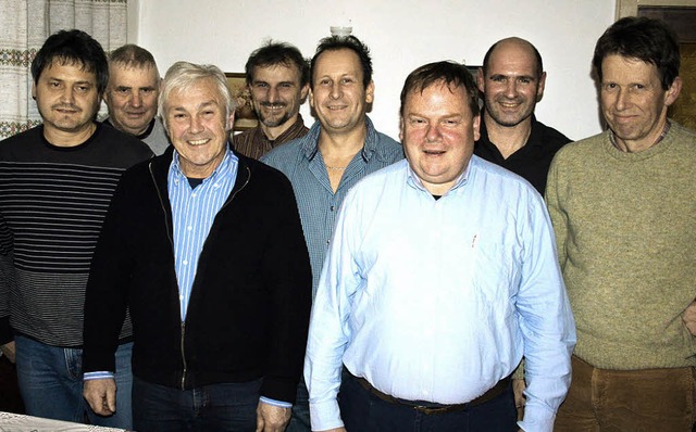 Der Vorstand des Vereins zur Frderung...der bleibt Horst Kolb (3. von links).   | Foto: Karin Heiss