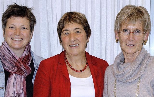 Monika Sulzburger, Doro Moritz und Anja Hanke (von rechts)   | Foto: Wieschenkmper