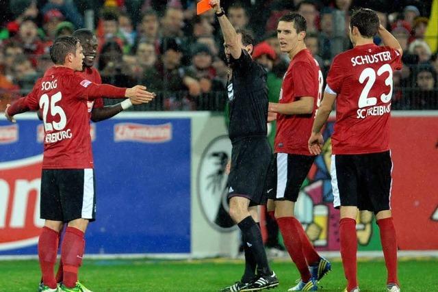 Zwei Pfiffe und zwei Tore: SC Freiburg unterliegt dem FC Bayern