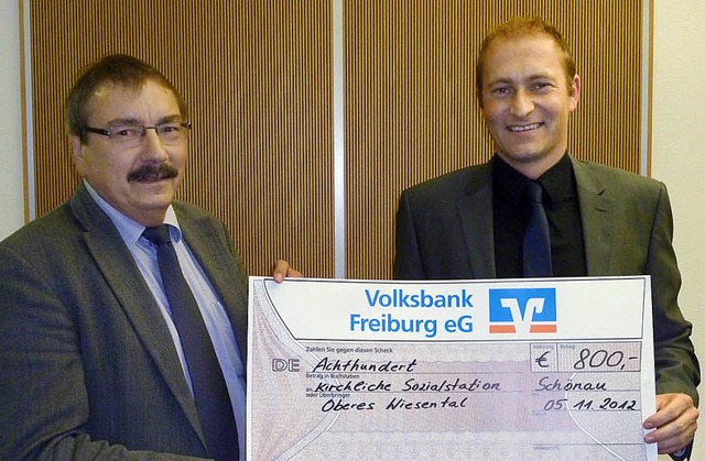 Spendenbergabe in Schnau (von links)...n Frle, Regionalleiter Kirchzarten.   | Foto: Privat