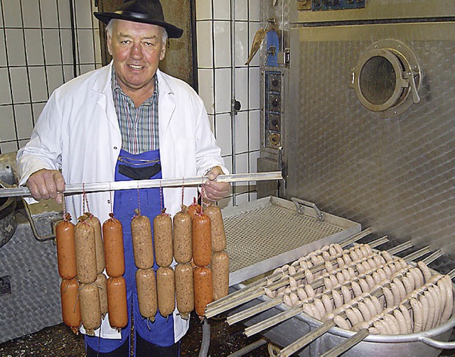 Nur einmal im Jahr, zum Weihnachtsmark...yoner und  Schblinge aus Lammfleisch.  | Foto: schopferer