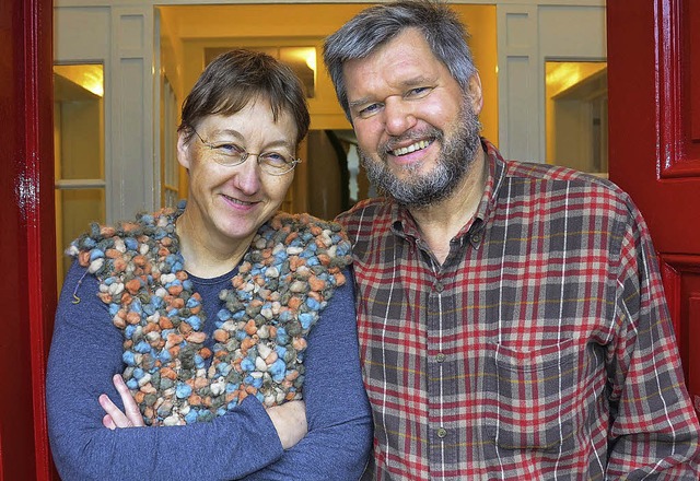 Dietmar Bader und  Telse Jungjohann-Ba...n der Kirchengemeinde Badenweiler an.   | Foto: Sigrid Umiger