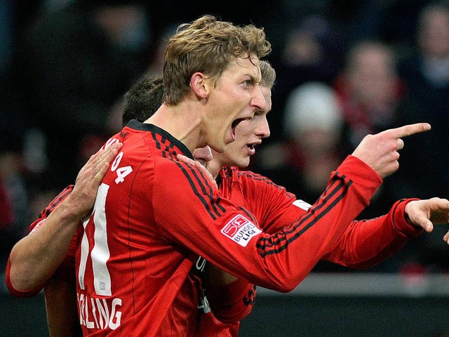 Stefan Kieling und Bayer Leverkusen s...ger von Tabellenfhrer Bayern Mnchen.  | Foto: dpa