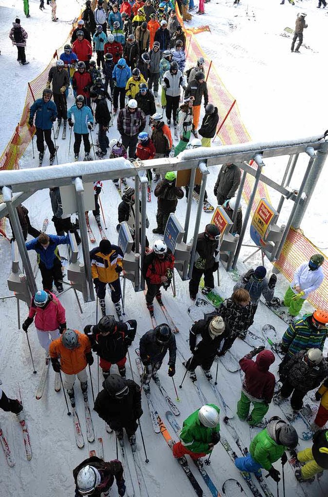 Am Feldberg hat die Wintersport-Saison begonnen.  | Foto: dpa
