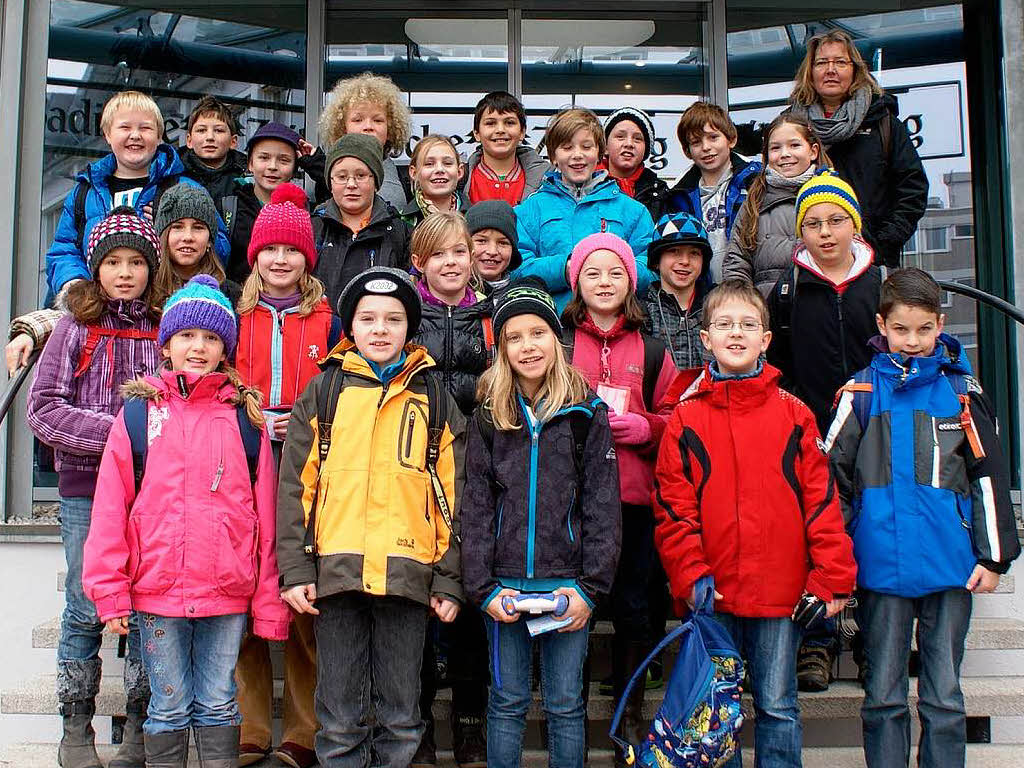 Die Klasse 4a der Hansjakobschule aus Titisee-Neustadt mit ihrer Lehrerin Frau Brbel Schneider