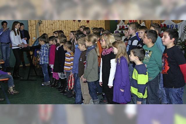 Weihnachtsmarkt zu Gunsten der Schule