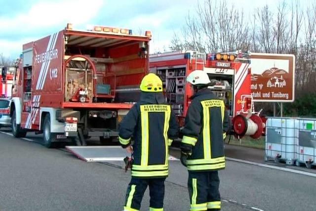 Zwei Unfälle bei Hartheim: Lkw-Fahrer stirbt