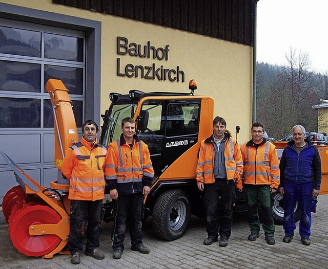 neuer Ladog fr den BAuhof rechtzeitig vor dem ersten Schnee in Dienstgestellt  | Foto: Privat