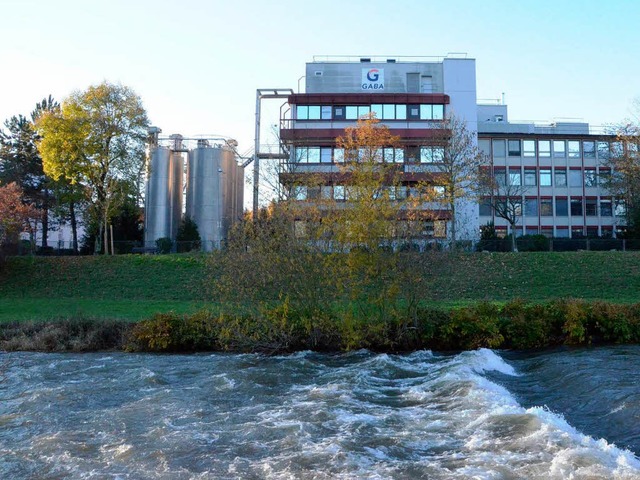 Geht die Lrracher Gaba-Produktion bald die Wiese runter?  | Foto: Nikolaus Trenz