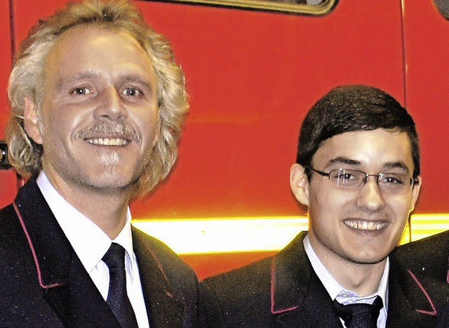 Keine Probe ausgelassen: Michael Schmi...chts) mit Abteilungschef Michael Rupp   | Foto: Reinhard Herbrig