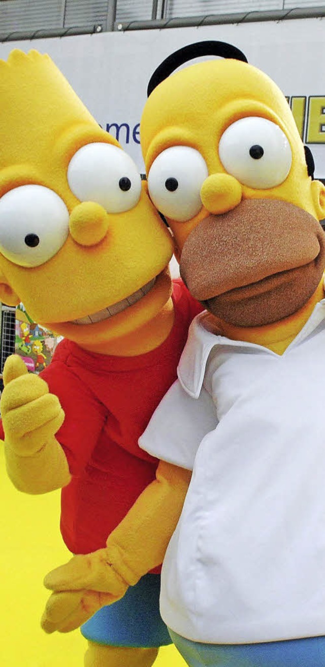 Homer  Simpson (hier mit Sohn Bart) tr... Duff Beer &#8211; egal, wer es braut.  | Foto: dpa/dapd